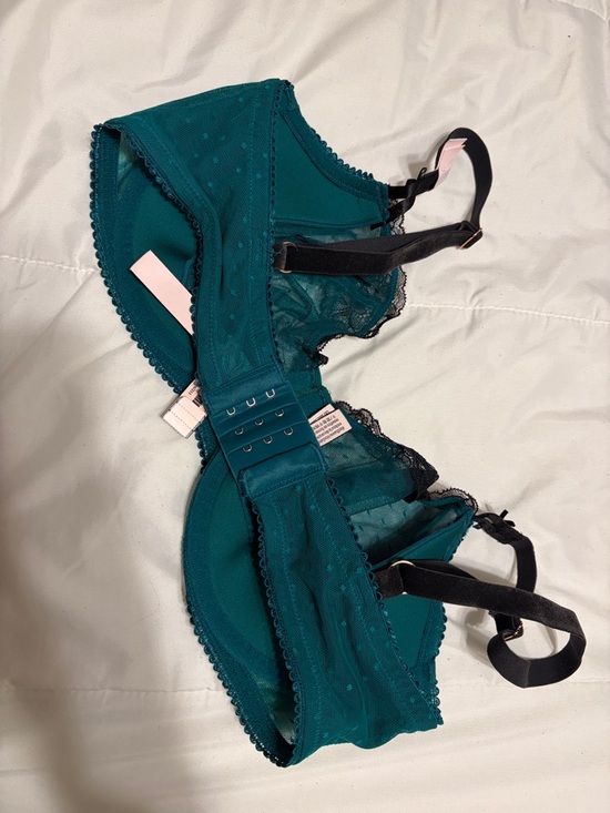 Victoria's Secret Teal Mesh Underwire Bra with Black Lace - Picture 5 of 7